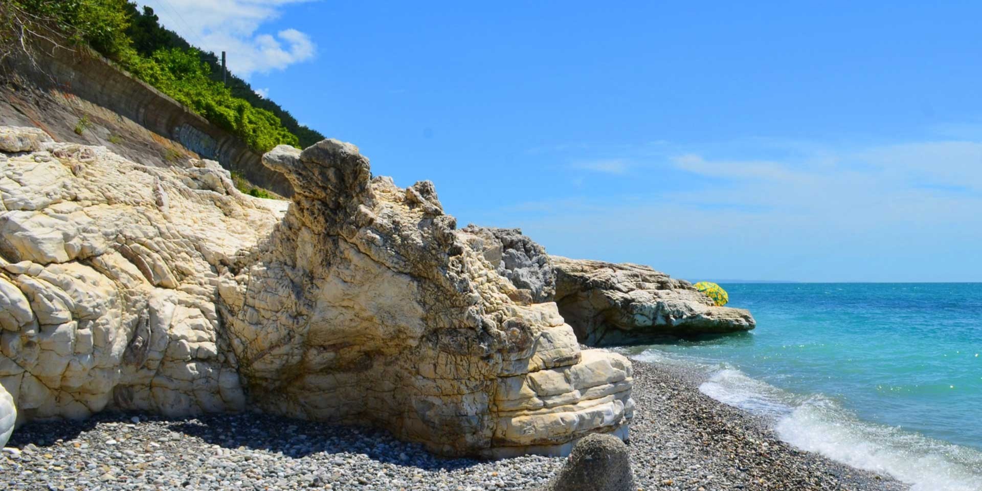 Горящие туры в Абхазию